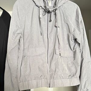 Lorna Jane Gray windbreaker active leisurewear jacket. Hooded